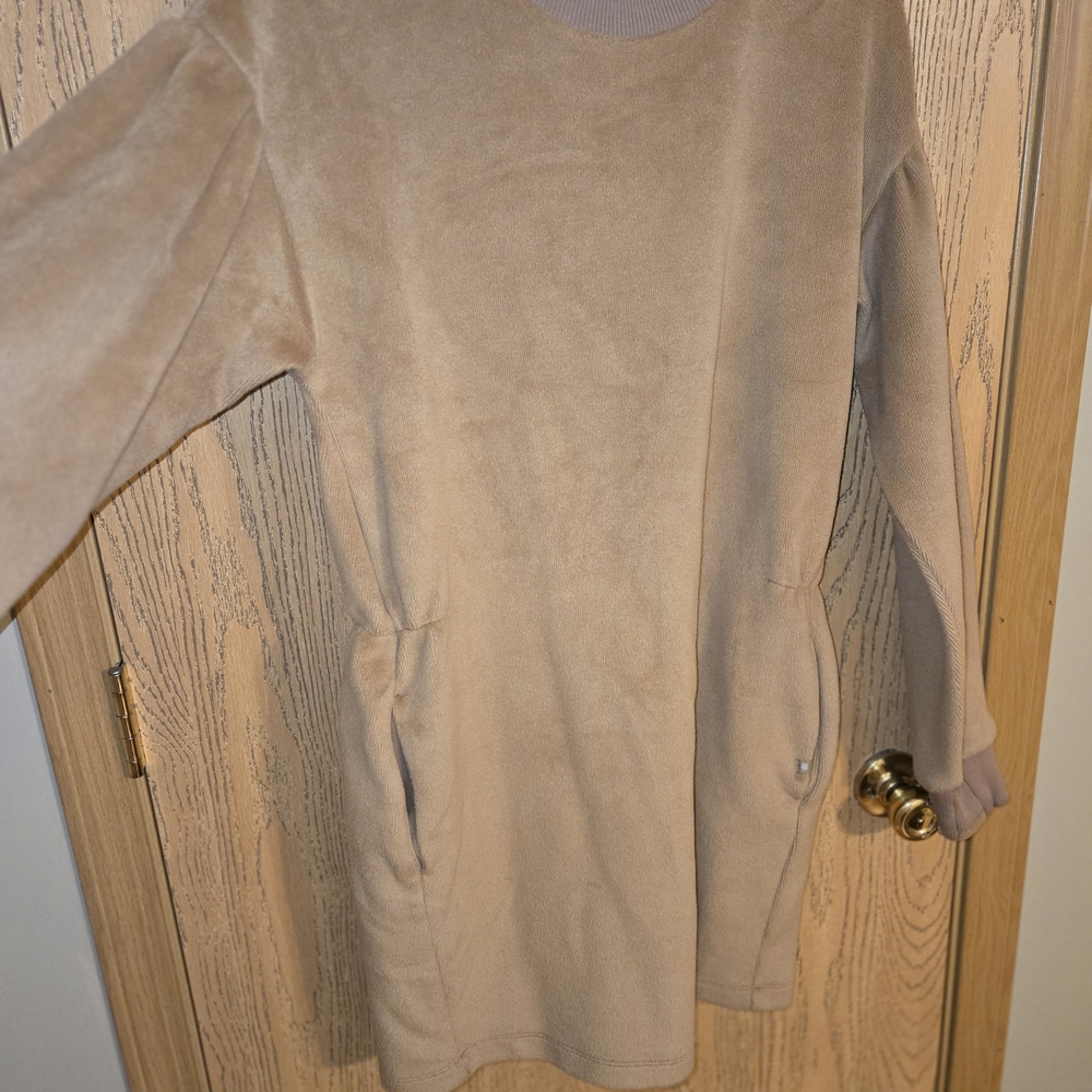 Athleta Girl Tan Retroplush  Dress Size XXL 16
